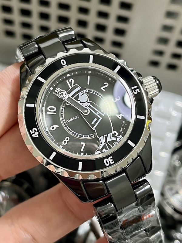 Chanel 33mm 38mm 042709